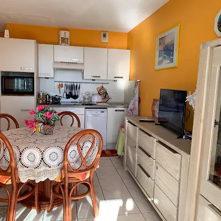 Apartment Les Calanques Du Parc Frejus